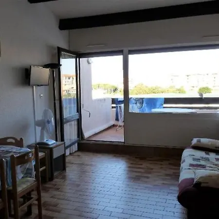Studio Terrace With Harbour And Swimming Pool View 56 Apartmán Agde